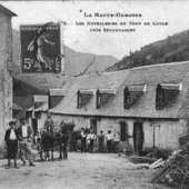 Photo ancienne de l'hotellerie du pont de loule